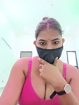 Snapshot of Hot_radhaji chatting on July 2026 03:46:01 AM Hot radhaji online show from July 2026 03:46:01 AM
