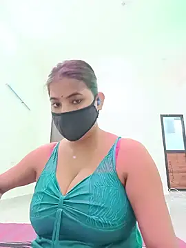 Snapshot of Hot_radhaji chatting on July 2026 04:10:01 AM Hot radhaji online show from July 2026 04:10:01 AM
