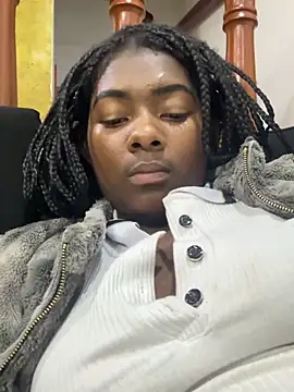 Snapshot of KarinaFlowers_ chatting on February 2026 12:14:02 AM KarinaFlowers online show from February 2026 12:14:02 AM