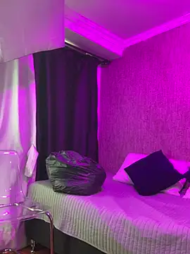 Snapshot of KarinaFlowers_ chatting on February 2026 12:10:02 PM KarinaFlowers online show from February 2026 12:10:02 PM