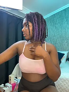 Snapshot of KarinaFlowers_ chatting on April 2026 01:41:01 PM KarinaFlowers online show from April 2026 01:41:01 PM