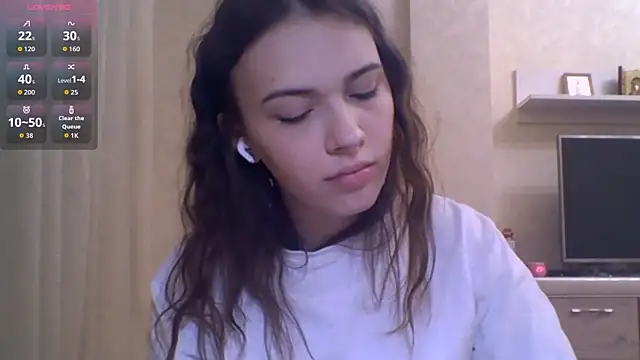 Snapshot of CeyaLier chatting on January 2026 05:15:01 PM CeyaLier online show from January 2026 05:15:01 PM