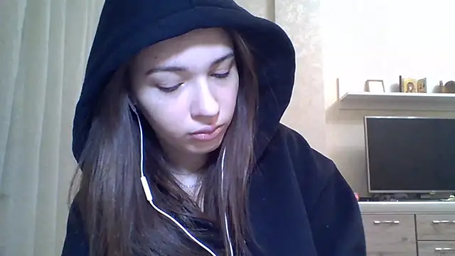 Snapshot of CeyaLier chatting on January 2026 05:16:01 PM CeyaLier online show from January 2026 05:16:01 PM