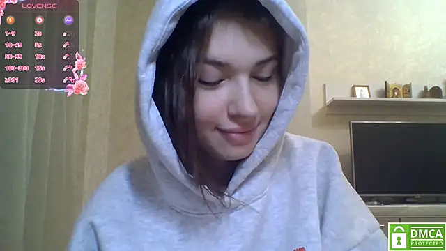 Snapshot of CeyaLier chatting on April 2026 06:39:01 PM CeyaLier online show from April 2026 06:39:01 PM