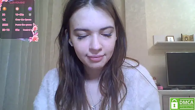 Snapshot of CeyaLier chatting on May 2026 06:13:02 PM CeyaLier online show from May 2026 06:13:02 PM