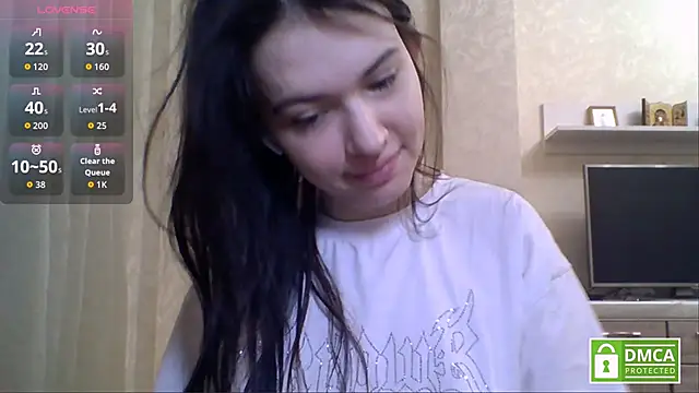 Snapshot of CeyaLier chatting on June 2026 06:31:01 PM CeyaLier online show from June 2026 06:31:01 PM