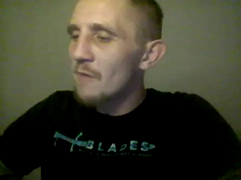 Twolatte online show from December 2025 08:03:01 PM