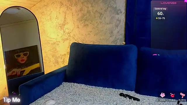 Snapshot of _YourSubmissive_ chatting on July 2026 05:02:02 AM YourSubmissive online show from July 2026 05:02:02 AM