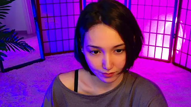 GentleMusee online show from November 2025 10:01:01 PM