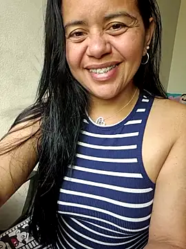 Miss  kendra  online show from December 2025 02:22:02 PM