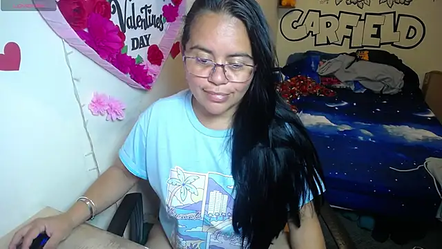 Miss  kendra  online show from April 2026 01:45:01 AM