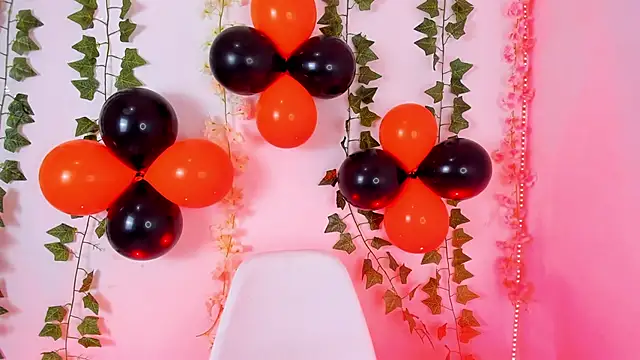 Snapshot of LucieAngels chatting on October 2025 02:29:01 PM LucieAngels online show from October 2025 02:29:01 PM