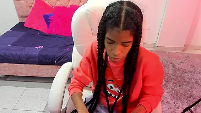 thianahorny online show from November 2025 12:27:02 PM