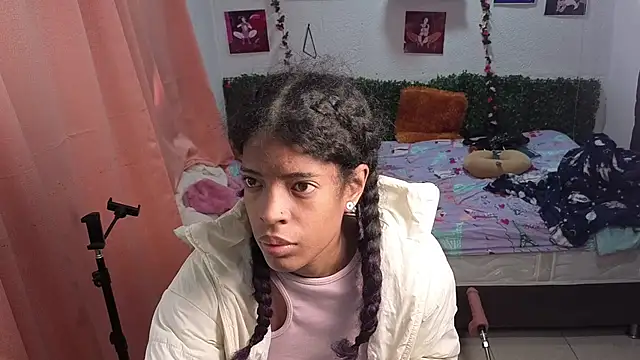 Snapshot of thianahorny chatting on July 2026 01:41:02 PM thianahorny online show from July 2026 01:41:02 PM