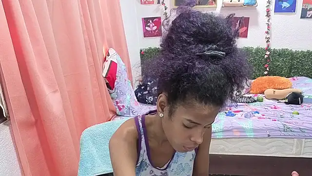 Snapshot of thianahorny chatting on July 2026 02:32:01 PM thianahorny online show from July 2026 02:32:01 PM