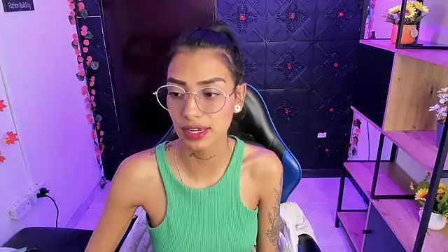 Snapshot of KarlaSlutSkinny__ chatting on July 2026 09:18:01 PM KarlaSlutSkinny online show from July 2026 09:18:01 PM