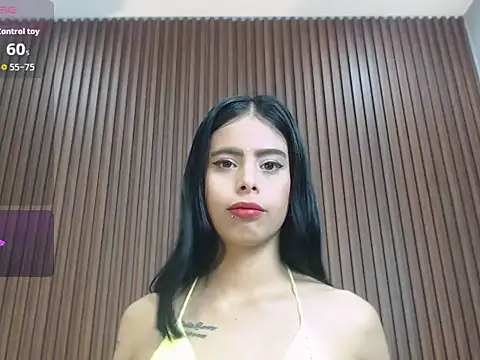 laura maite  online show from December 2025 11:39:02 AM