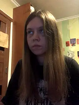 LunaVirelle online show from November 2025 05:09:01 PM