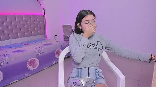 beiby glow online show from November 2025 12:49:02 PM