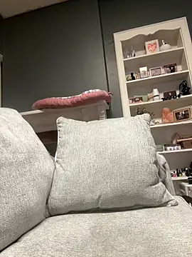 lexuslover687 online show from April 2026 03:40:02 PM