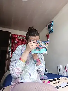 Lucy colee online show from November 2025 03:33:01 PM