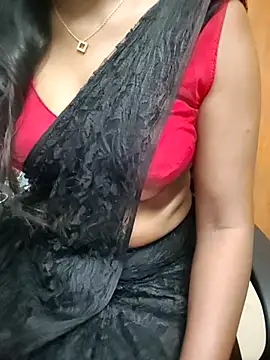 Snapshot of Tamilmallu-duskygirl03 chatting on July 2026 05:46:01 AM Tamilmallu-duskygirl03 online show from July 2026 05:46:01 AM