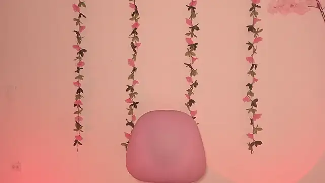 Ashleyroys 111 online show from April 2026 07:33:02 PM