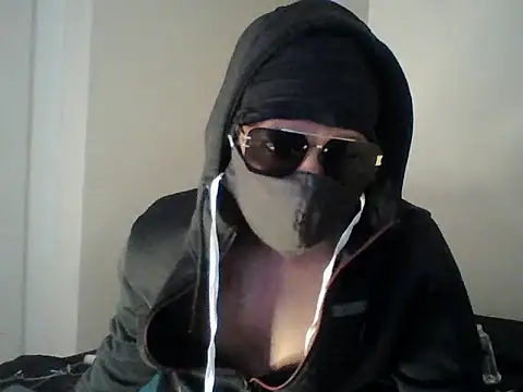 lops M online show from October 2025 03:00:02 PM