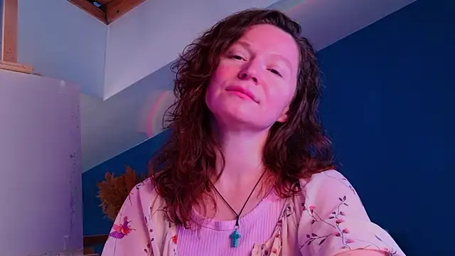 AuroraBorealis   online show from December 2025 06:20:02 AM