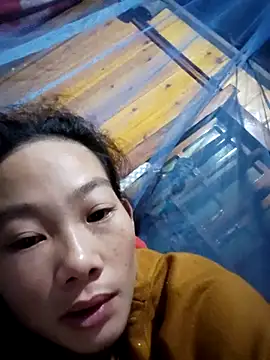 gio-thu online show from November 2025 11:14:02 PM