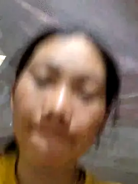 Snapshot of gio-thu chatting on April 2026 05:21:01 AM gio-thu online show from April 2026 05:21:01 AM