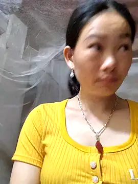 Snapshot of gio-thu chatting on May 2026 12:43:01 PM gio-thu online show from May 2026 12:43:01 PM