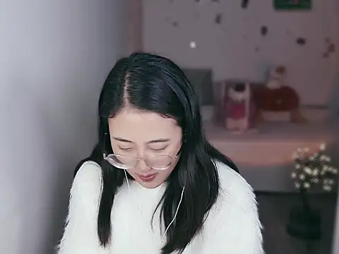 Queena  online show from January 2026 03:34:01 AM