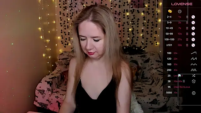 Evaa Braunn online show from December 2025 04:32:01 AM