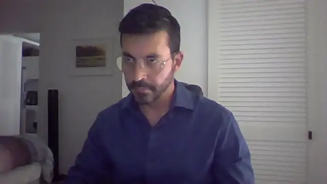 Snapshot of DrDreAu chatting on October 2025 03:51:02 AM DrDreAu online show from October 2025 03:51:02 AM