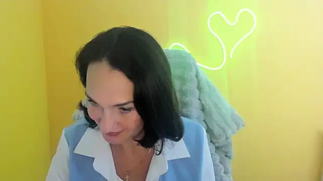 Rosie Rosee online show from October 2025 12:31:01 PM