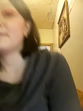 Snapshot of CherryDollie chatting on October 2025 04:17:02 PM CherryDollie online show from October 2025 04:17:02 PM