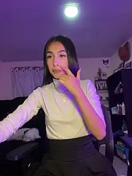 emyli 11 online show from October 2025 11:14:01 PM
