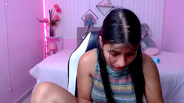 zara cute online show from March 2026 12:21:01 AM