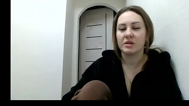 Snapshot of MeadowEyes chatting on February 2026 11:54:01 PM MeadowEyes online show from February 2026 11:54:01 PM