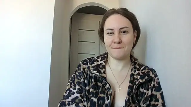 Snapshot of MeadowEyes chatting on March 2026 08:19:01 AM MeadowEyes online show from March 2026 08:19:01 AM