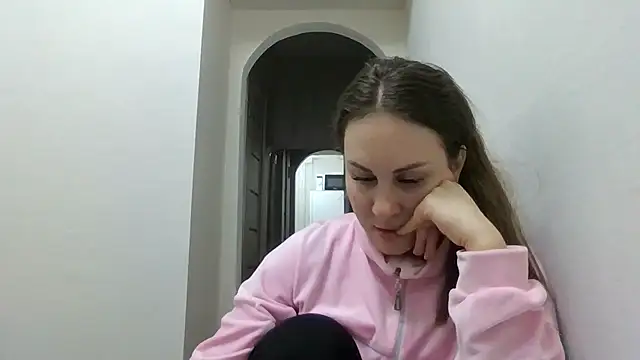Snapshot of MeadowEyes chatting on March 2026 04:33:01 PM MeadowEyes online show from March 2026 04:33:01 PM