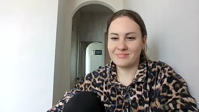 Snapshot of MeadowEyes chatting on April 2026 09:51:02 AM MeadowEyes online show from April 2026 09:51:02 AM