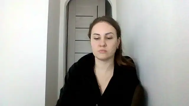 Snapshot of MeadowEyes chatting on April 2026 04:01:01 PM MeadowEyes online show from April 2026 04:01:01 PM