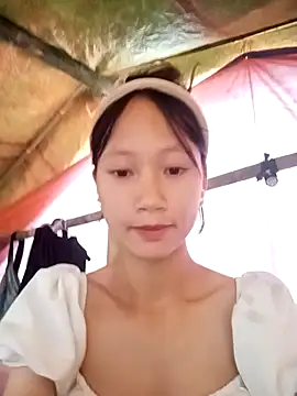 Snapshot of minachao- chatting on October 2025 02:19:01 AM minachao- online show from October 2025 02:19:01 AM