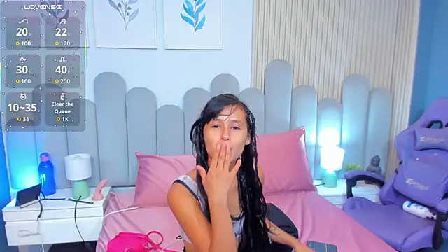 luly dreams online show from April 2026 11:31:01 AM