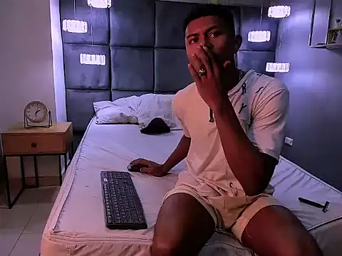 MorenitoDigno online show from November 2025 07:05:01 PM