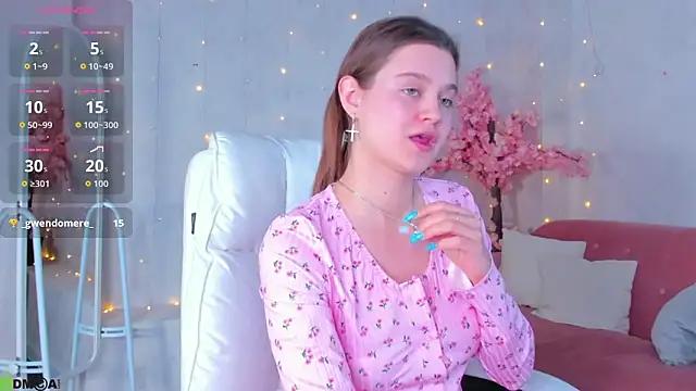 Snapshot of Renesmy_Black chatting on February 2026 11:43:01 PM Renesmy Black online show from February 2026 11:43:01 PM