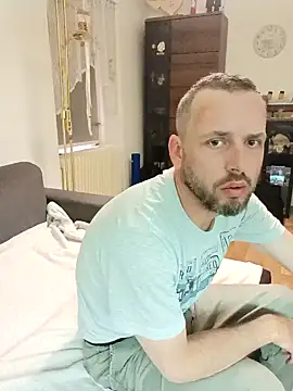 Mike 3789 online show from October 2025 04:29:01 PM