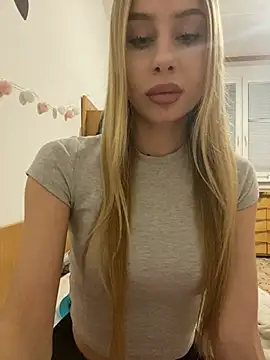 Snapshot of RemyStyles chatting on February 2026 09:33:01 PM RemyStyles online show from February 2026 09:33:01 PM